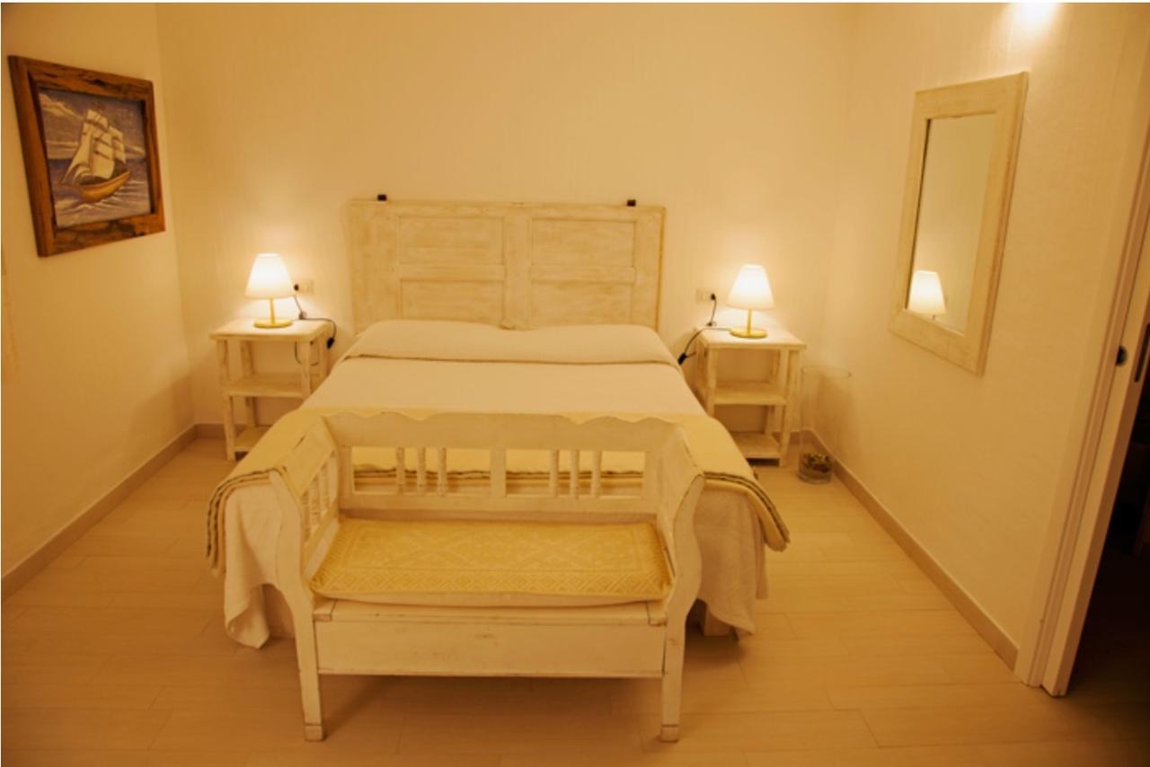 Cento Ulivi B&B Golfo Aranci Extérieur photo