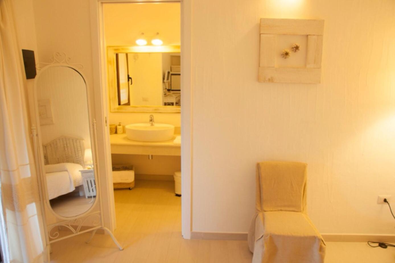 Cento Ulivi B&B Golfo Aranci Extérieur photo